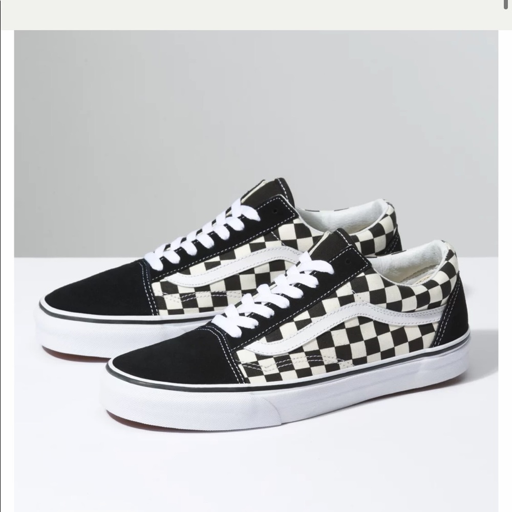 Checkered tie vans